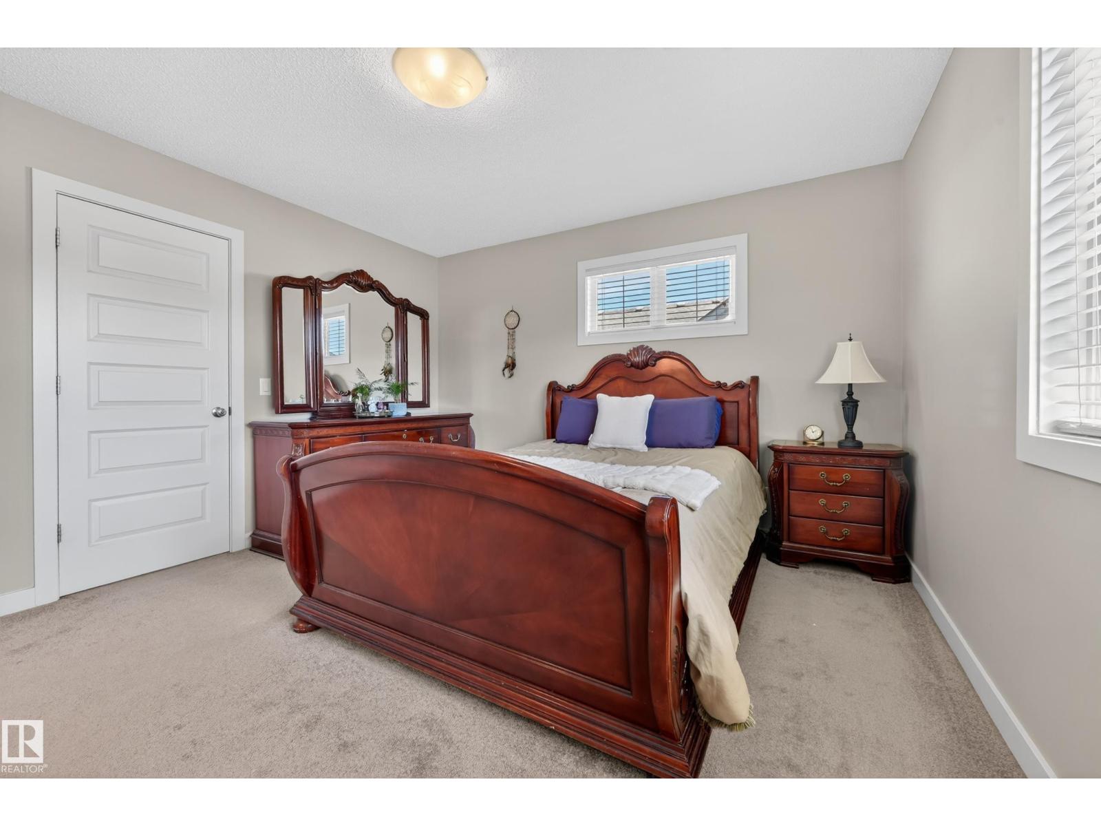 1786 CUNNINGHAM WY SW SW, Edmonton