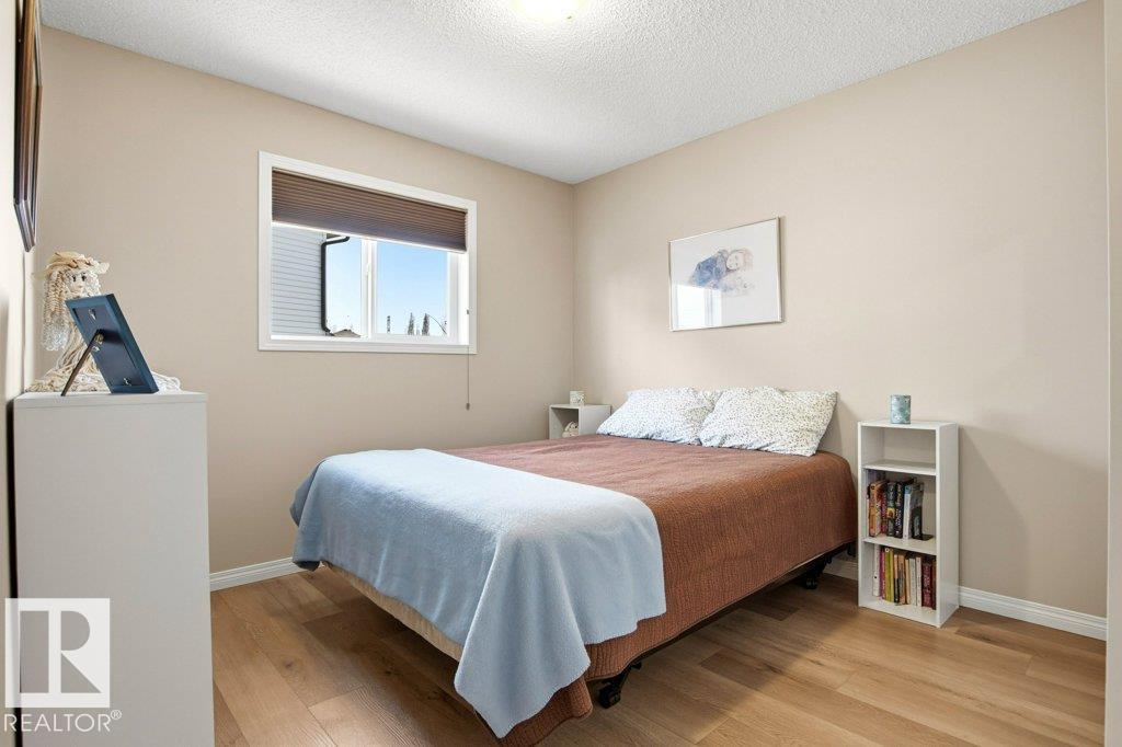 3426 21A ST NW, Edmonton