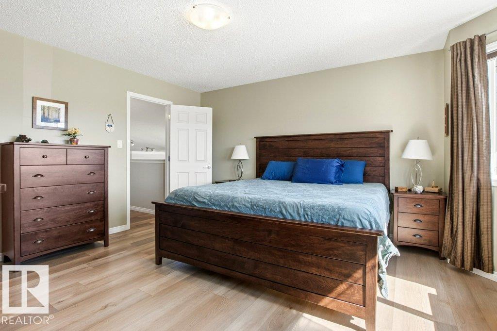 3426 21A ST NW, Edmonton