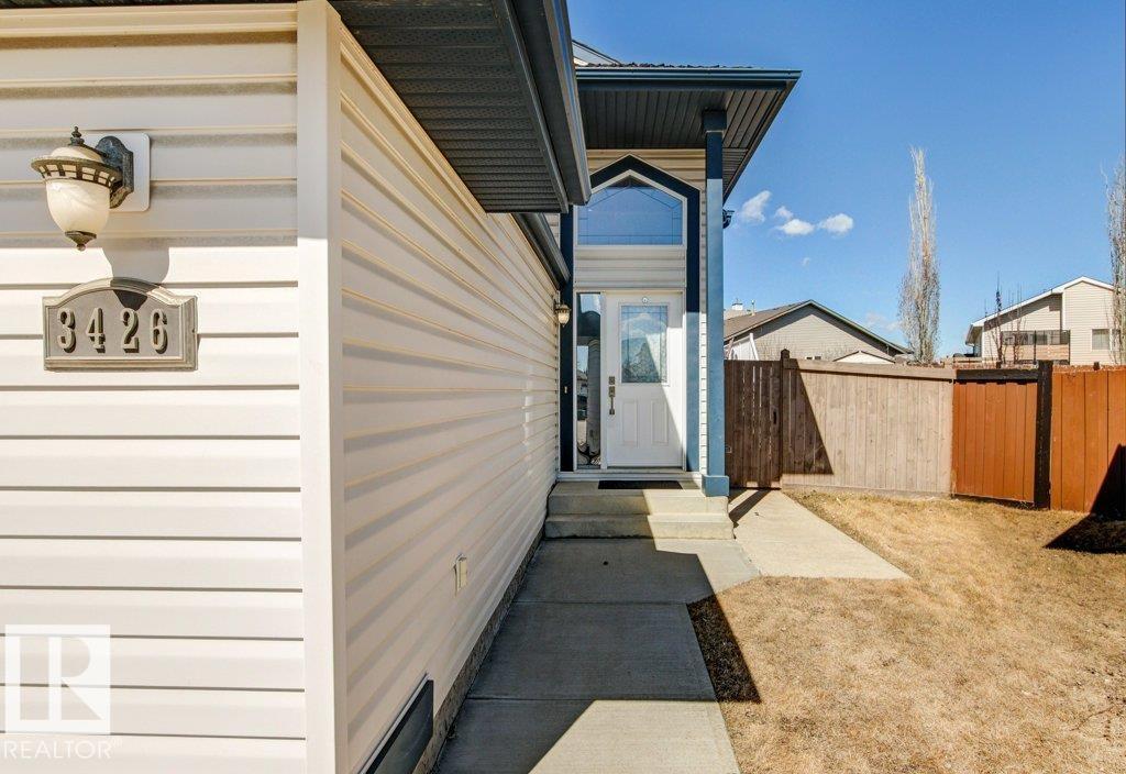 3426 21A ST NW, Edmonton