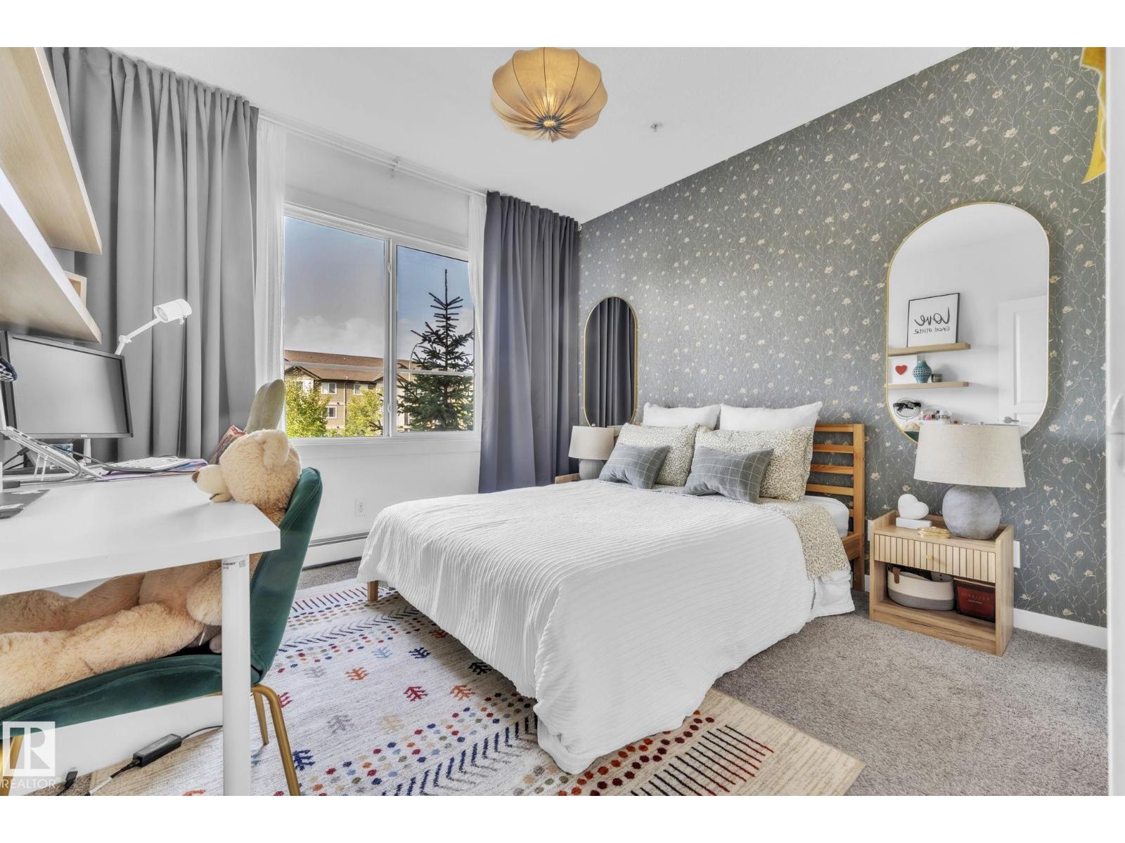 #203 812 WELSH DR SW, Edmonton