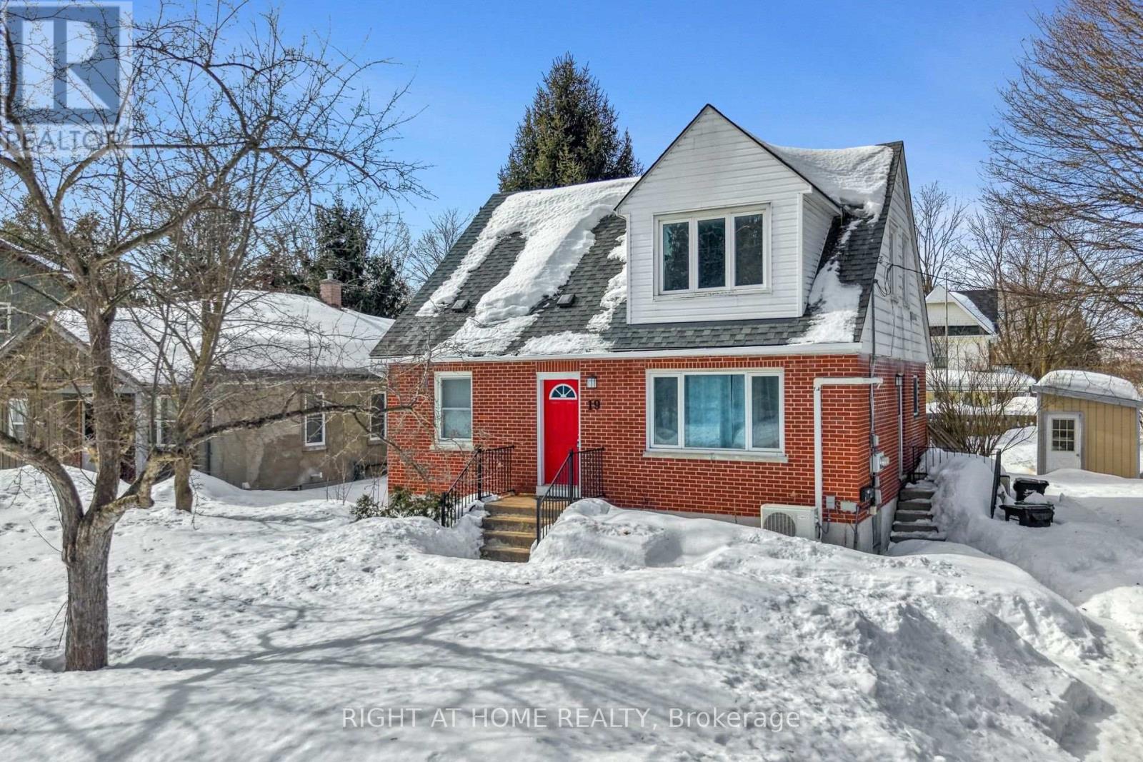 19 ALFRED STREET W - 1