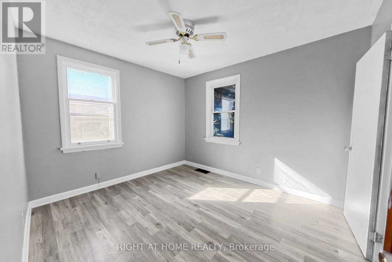 19 ALFRED STREET W - 14