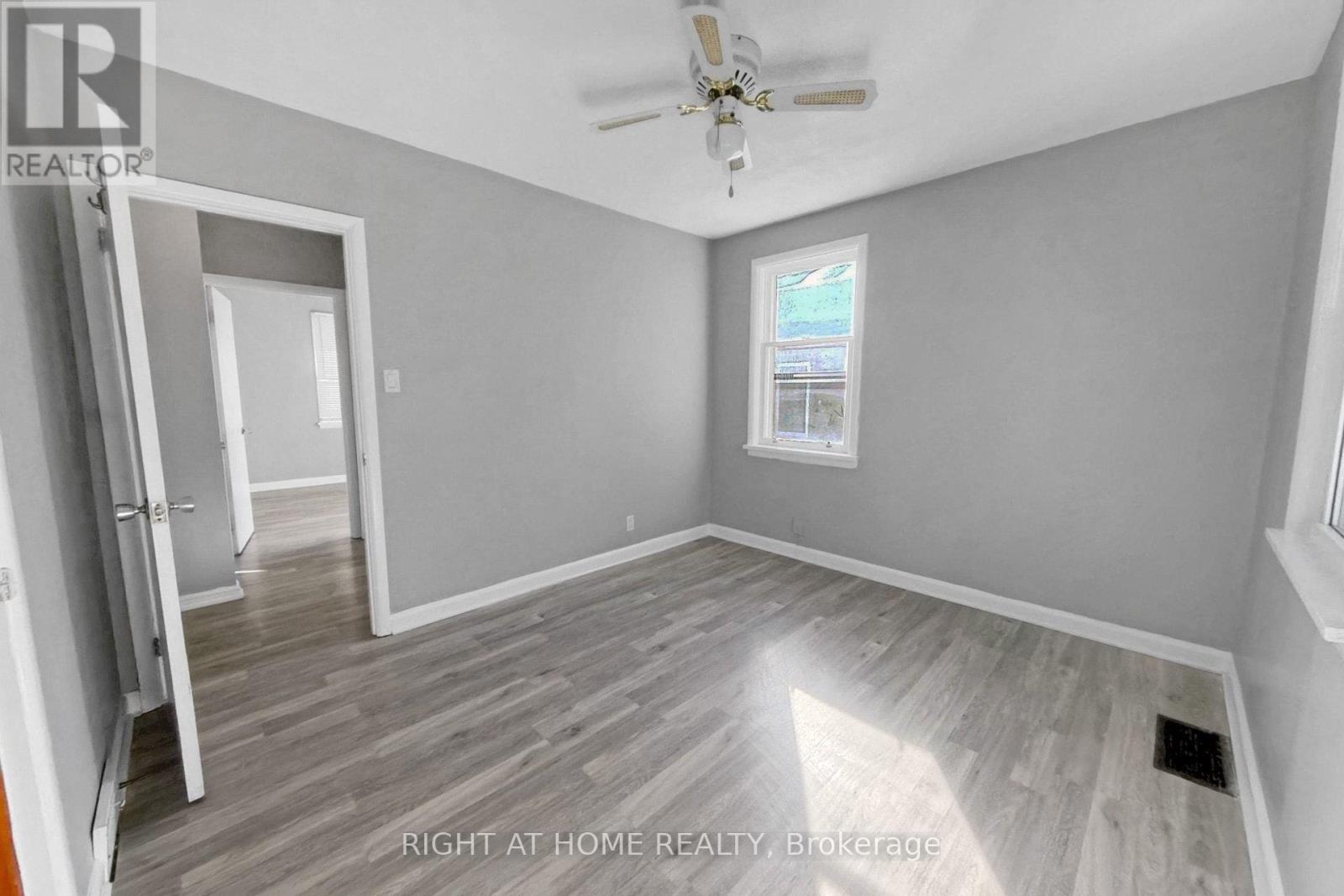 19 ALFRED STREET W - 17