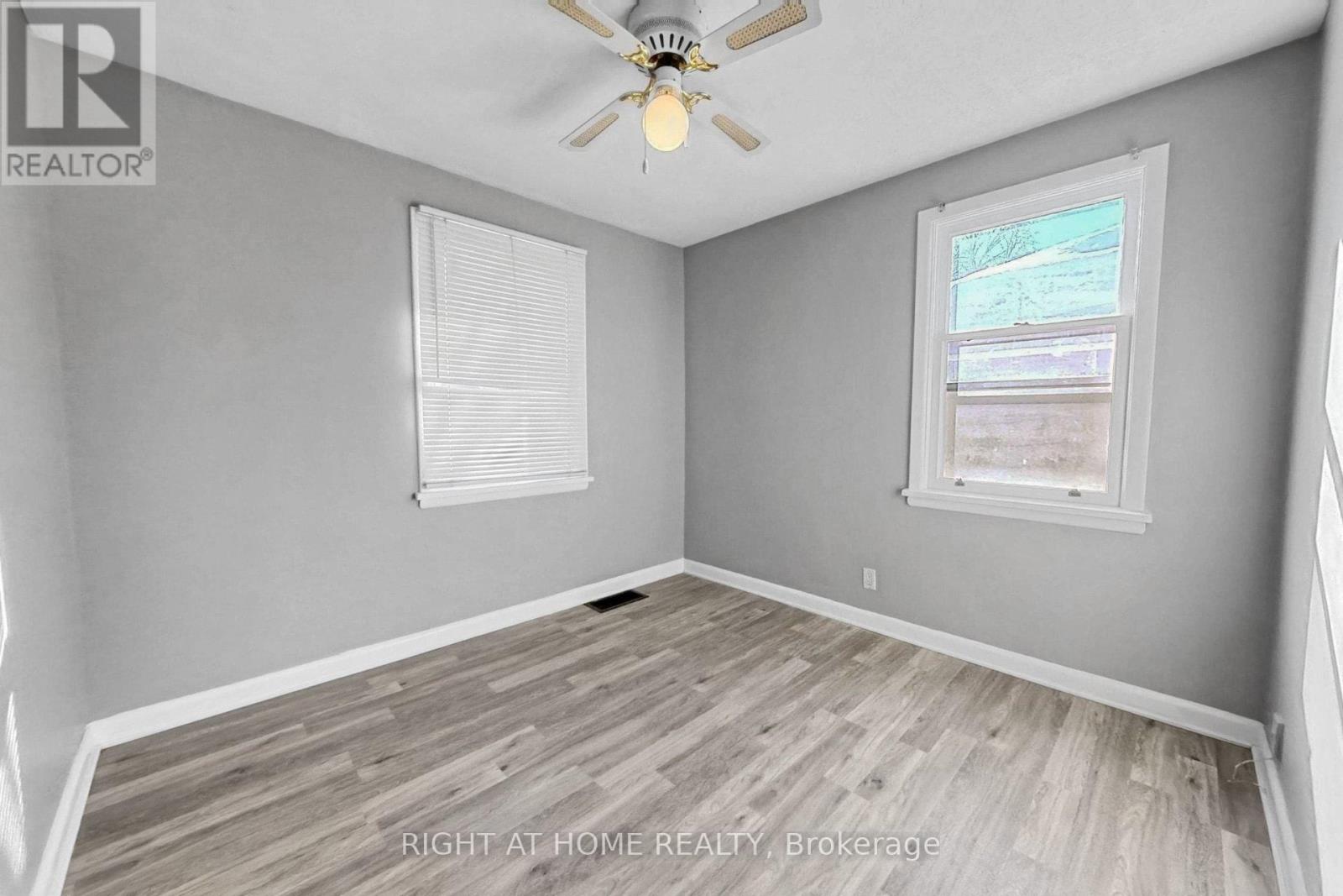 19 ALFRED STREET W - 20