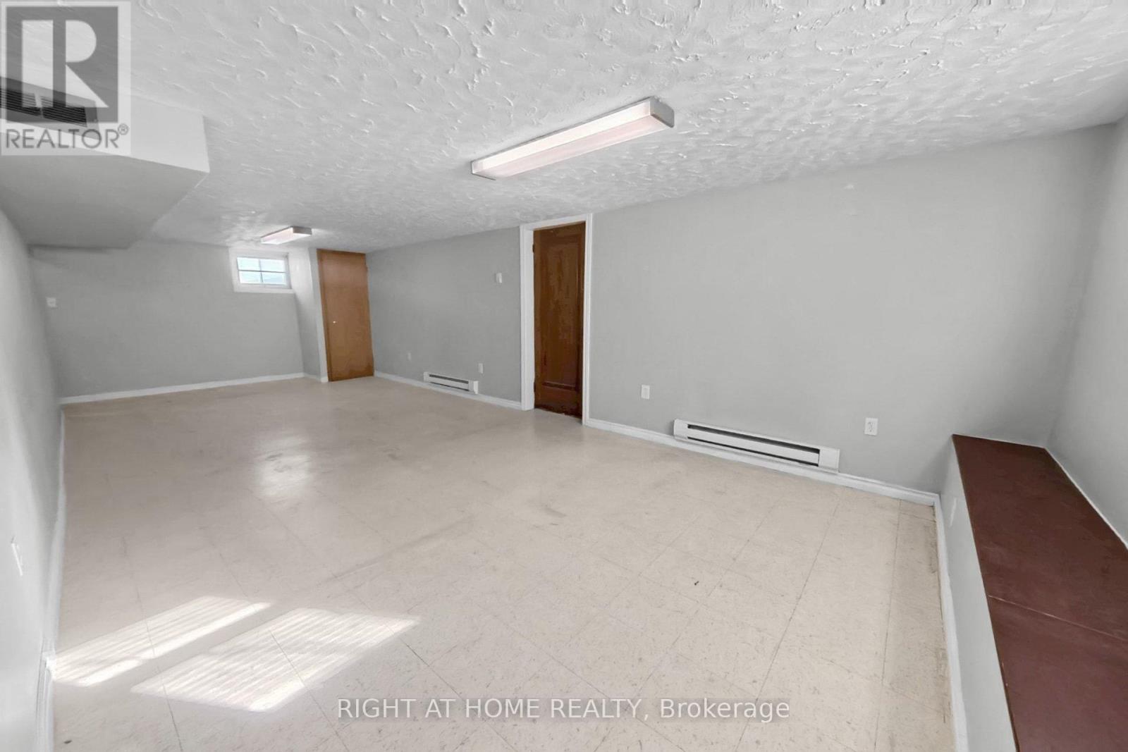 19 ALFRED STREET W - 27