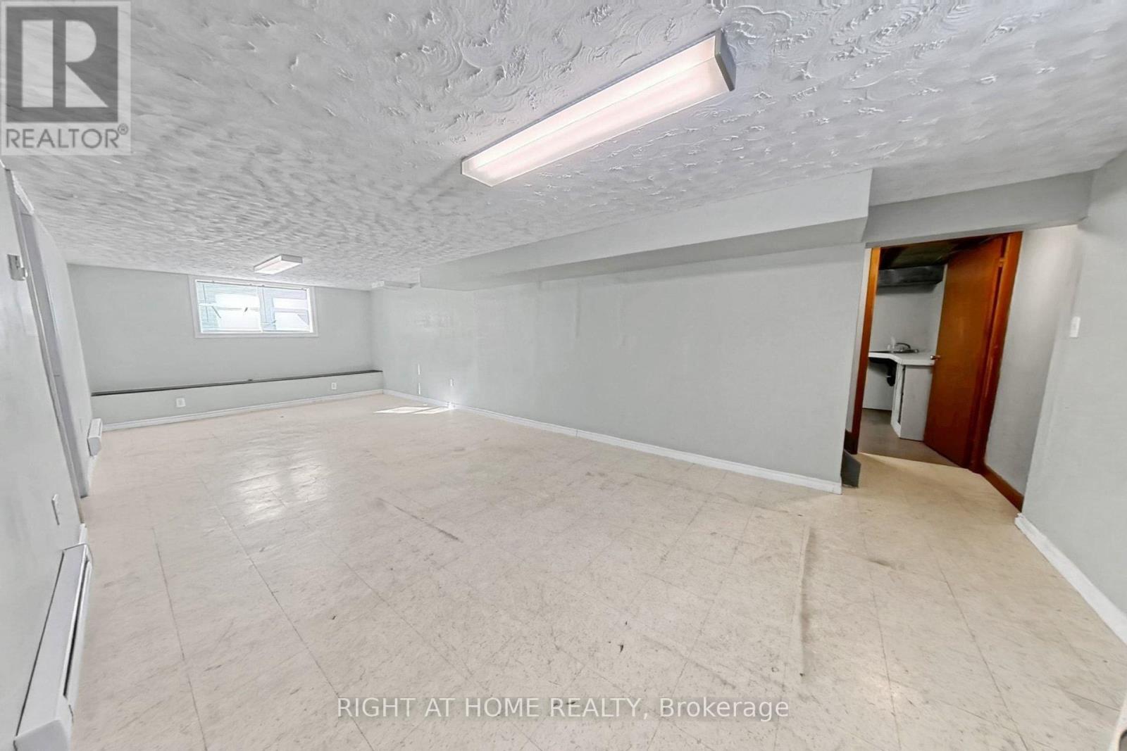 19 ALFRED STREET W - 30