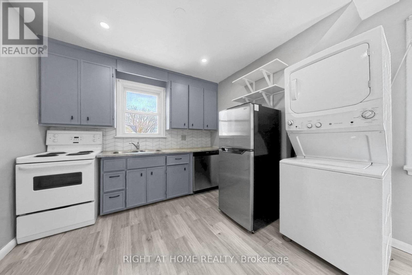 19 ALFRED STREET W - 38
