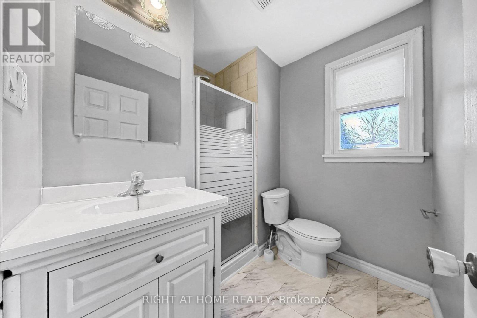 19 ALFRED STREET W - 40