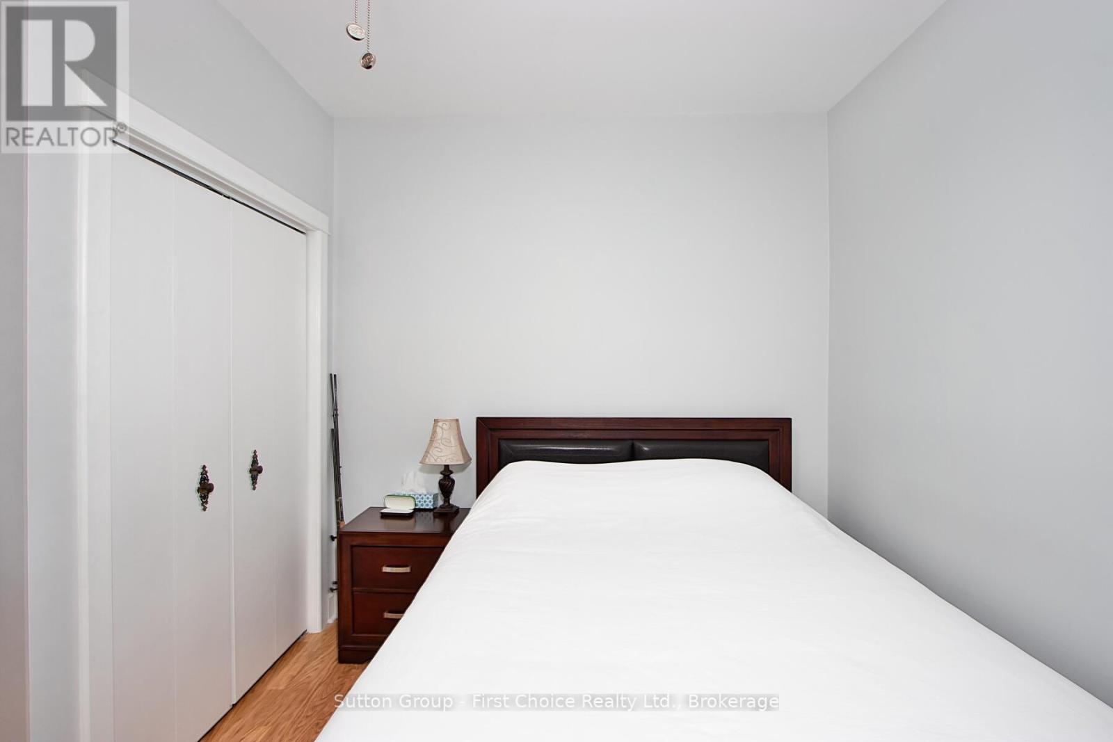 Main Floor - Bedroom