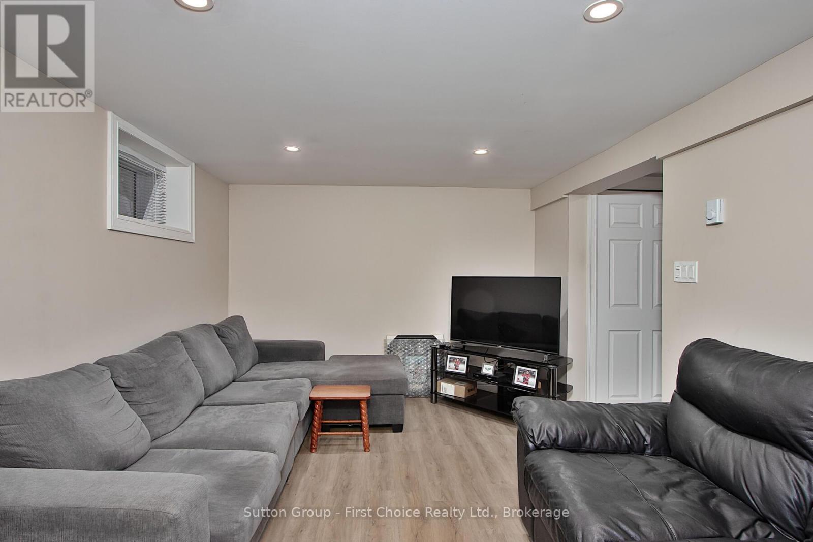 Lower Unit - Living Room