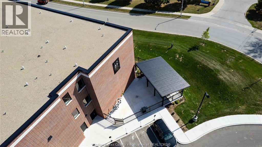 3180 MEADOWBROOK LANE Unit# 206, Windsor, Ontario, N8T0B4 — Photo 3
