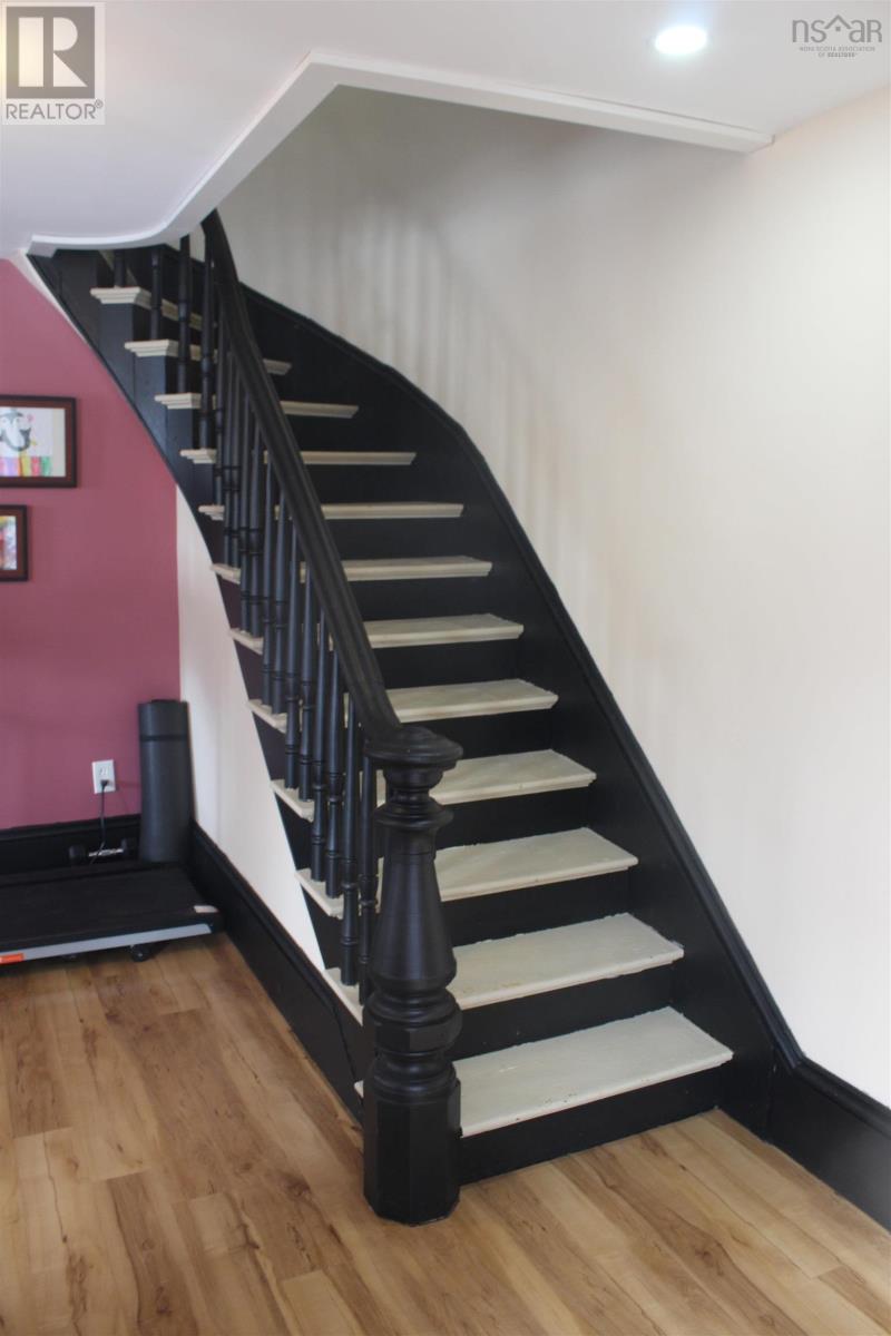113 Second Street - 22