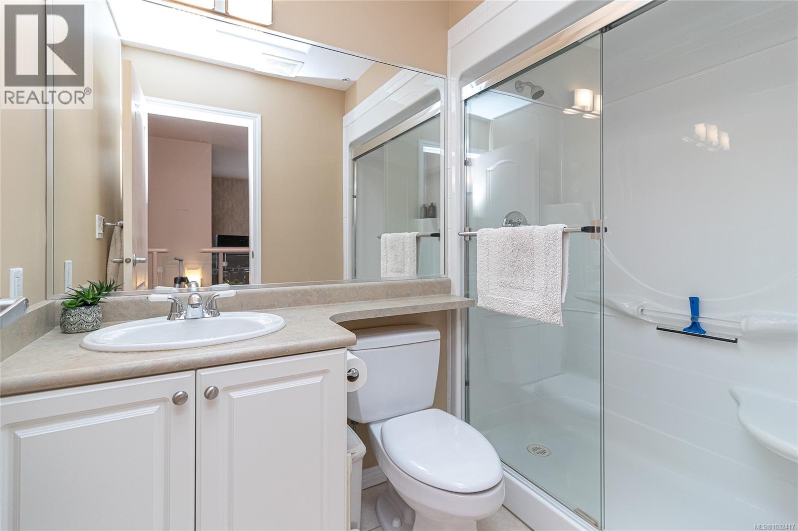 #6 60 DALLAS RD - 28