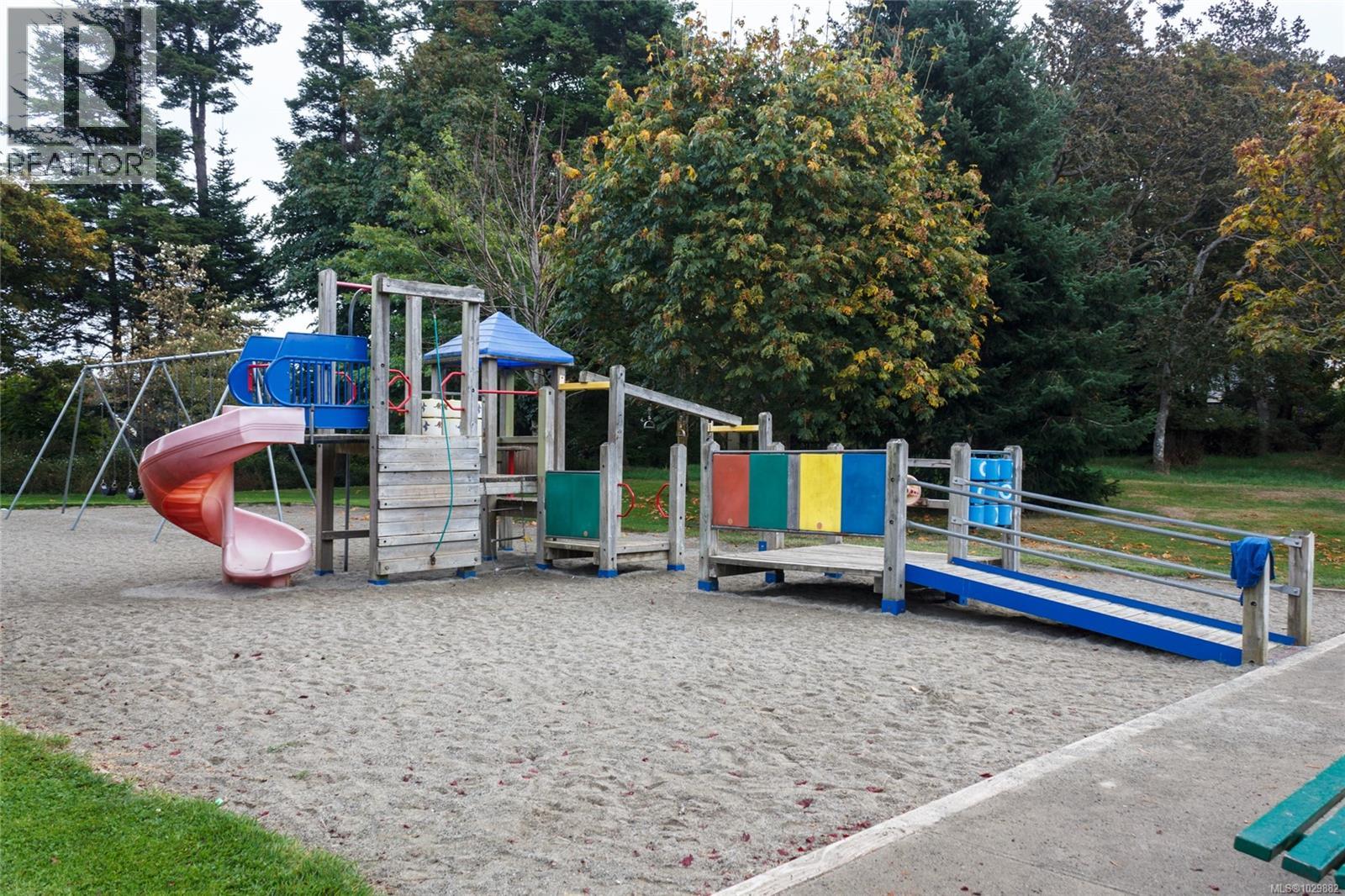 Nearby Pemberton Park