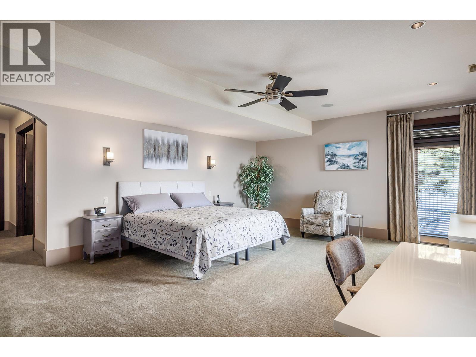  1524 Vineyard Drive, West Kelowna