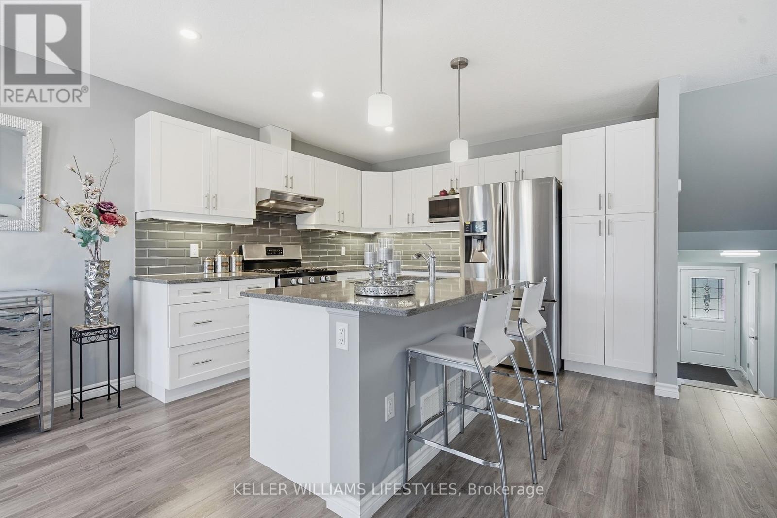 16 - 3400 CASTLE ROCK PLACE — photo 16