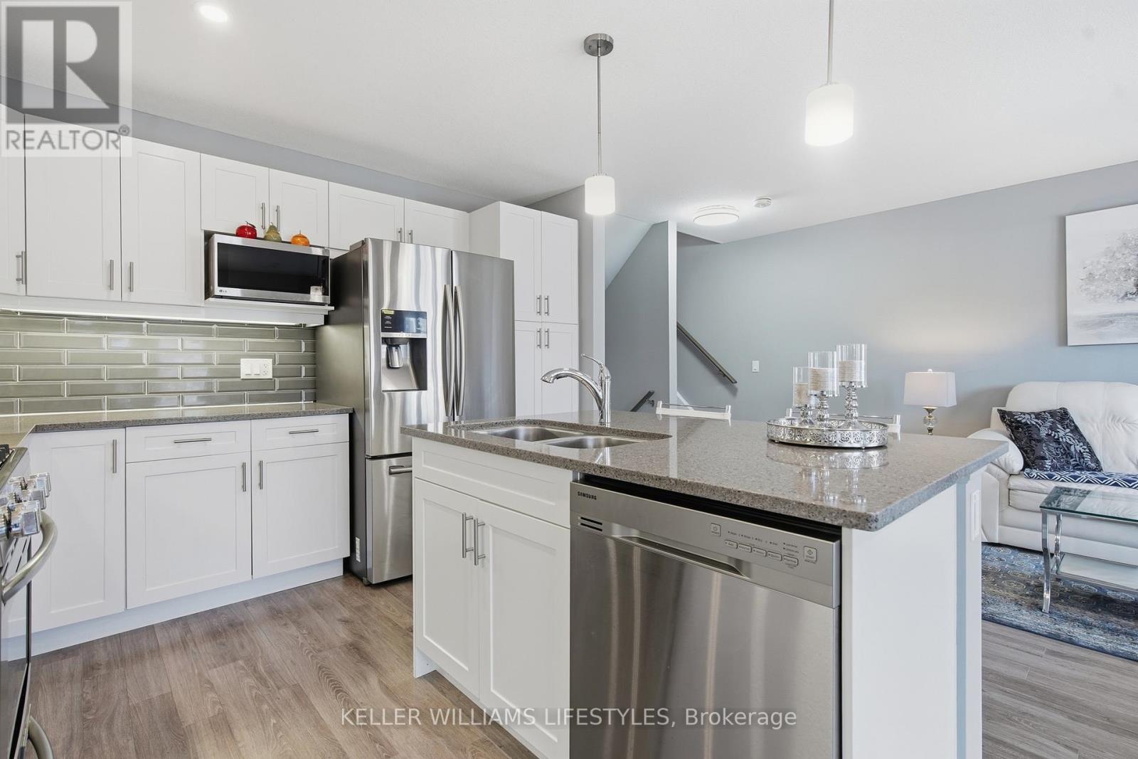 16 - 3400 CASTLE ROCK PLACE — photo 19