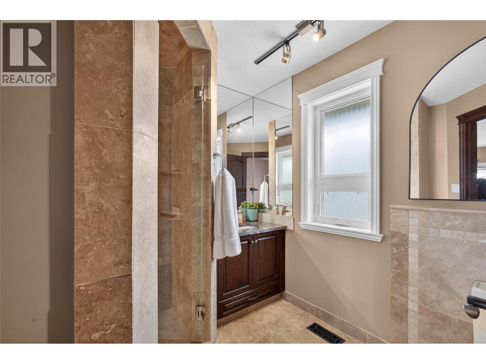  2346 Bridgeview Road, West Kelowna