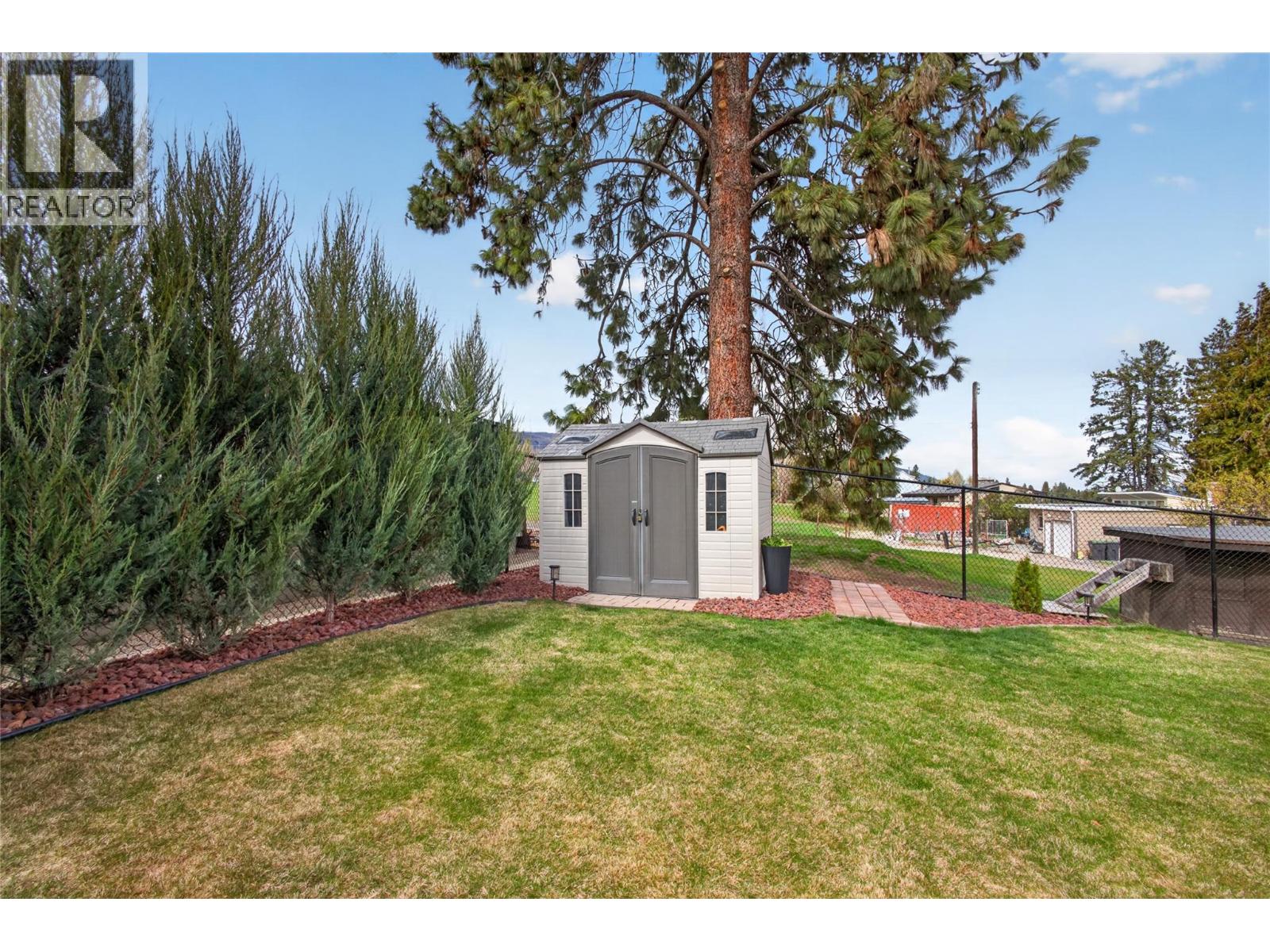  2346 Bridgeview Road, West Kelowna