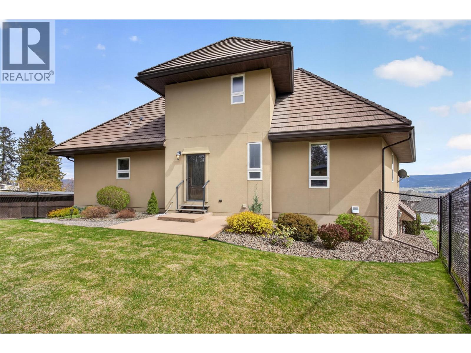  2346 Bridgeview Road, West Kelowna