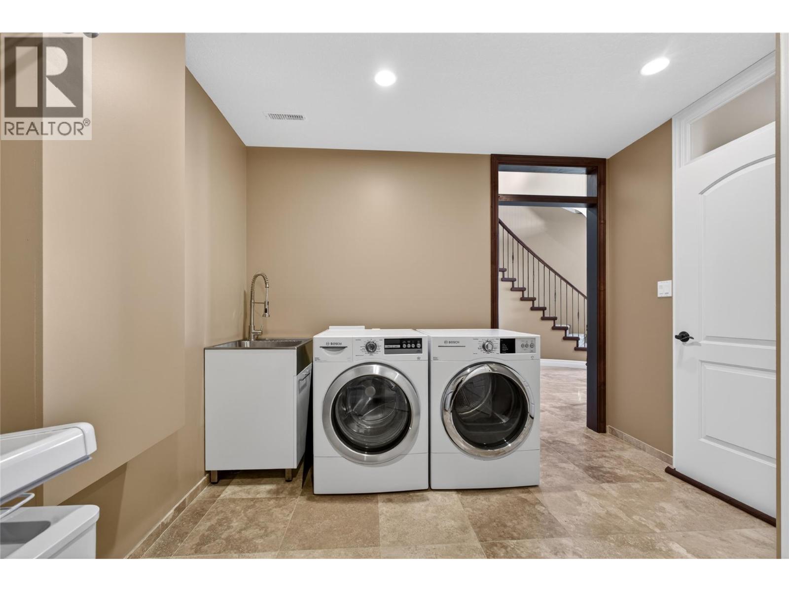  2346 Bridgeview Road, West Kelowna