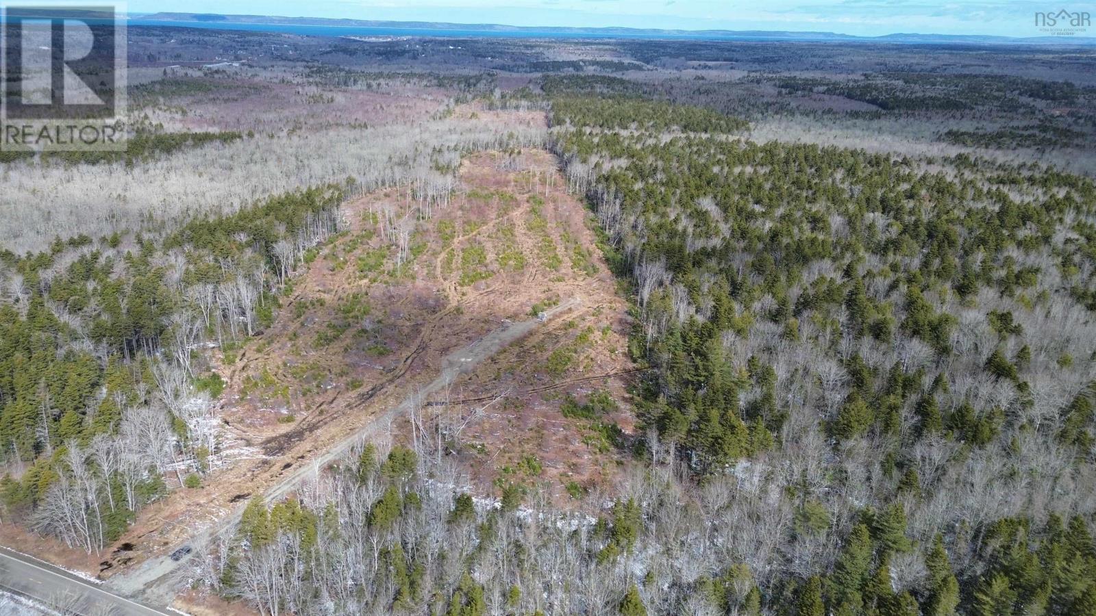 340 Highway — photo 15