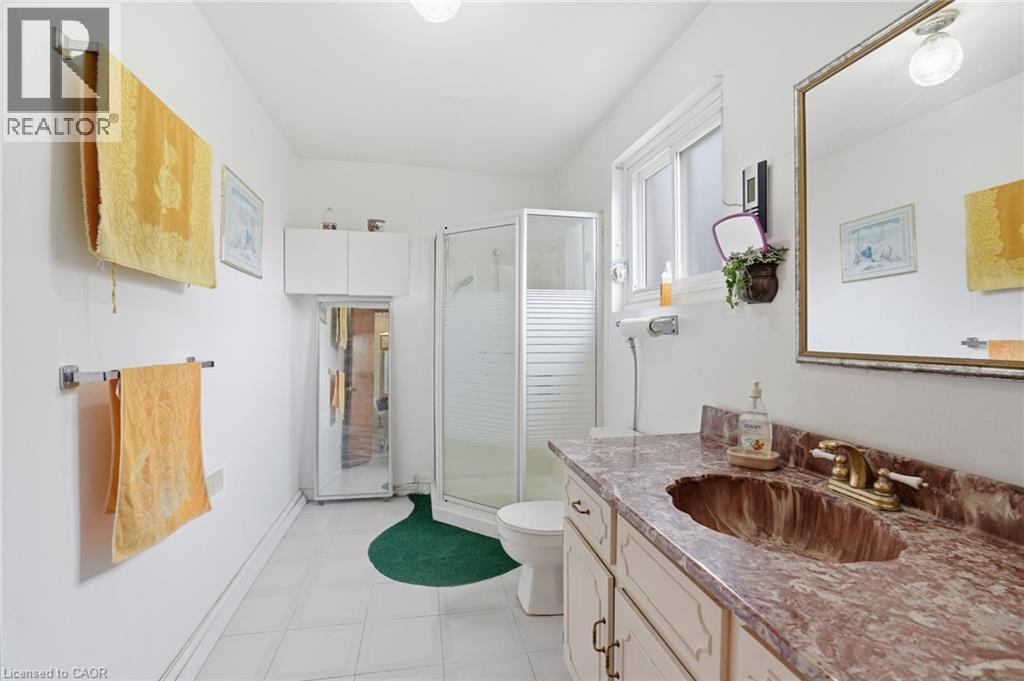 233 FRUITLAND Road - 32