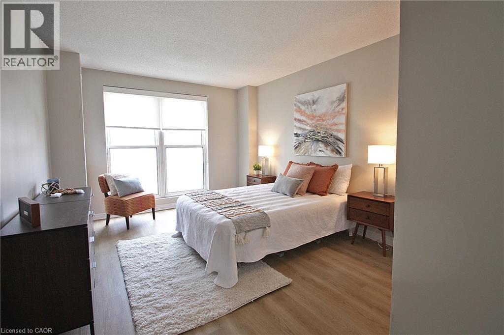 #309 135 JAMES STREET S - 20