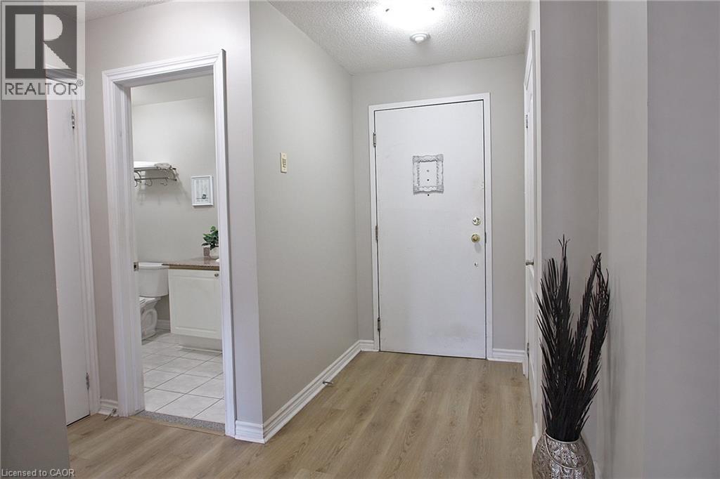 135 JAMES Street S Unit# 309, Hamilton, Ontario, L8P2Z6 — Photo 6