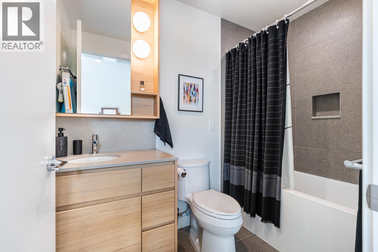 #12-6340 MARKET Avenue, Delta