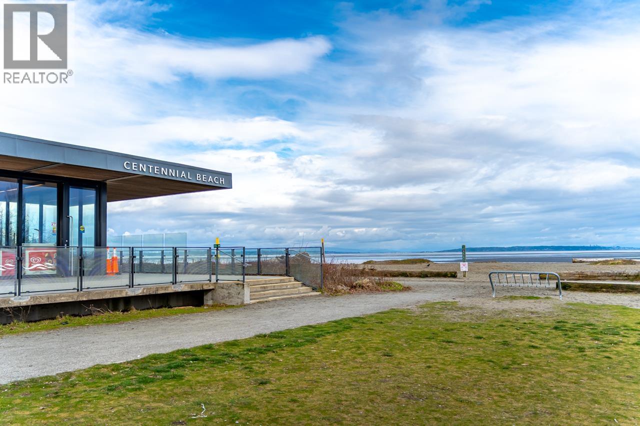 #12-6340 MARKET Avenue, Delta