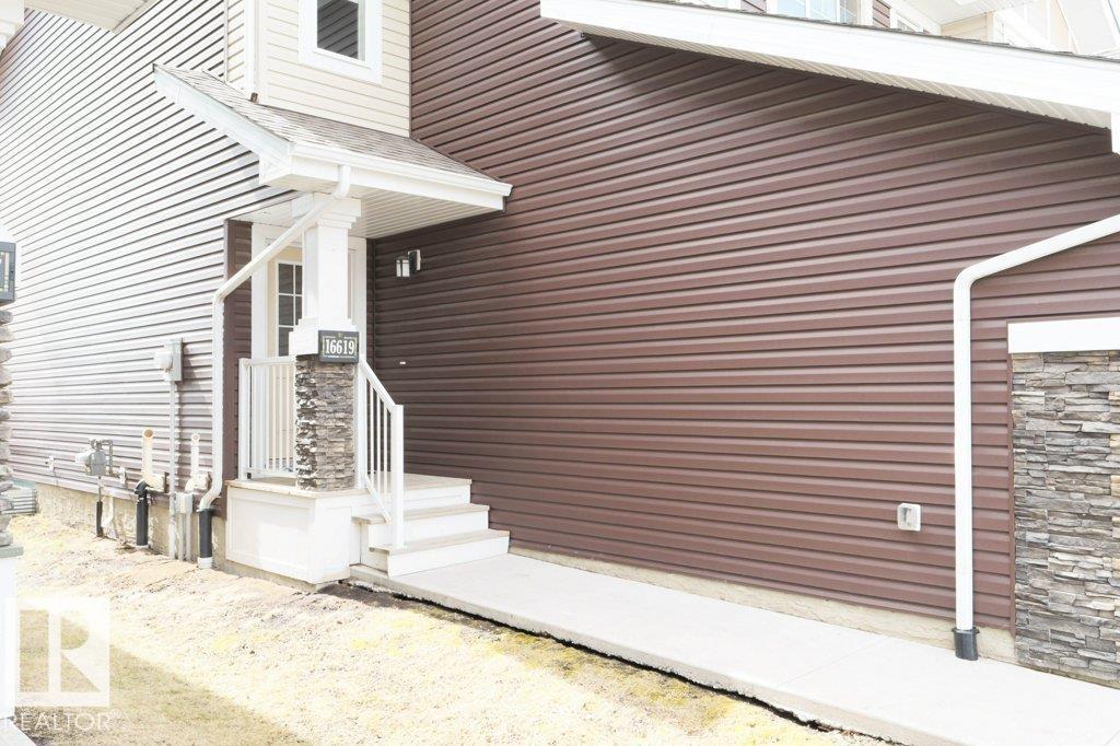 16619 14 AV SW, Edmonton