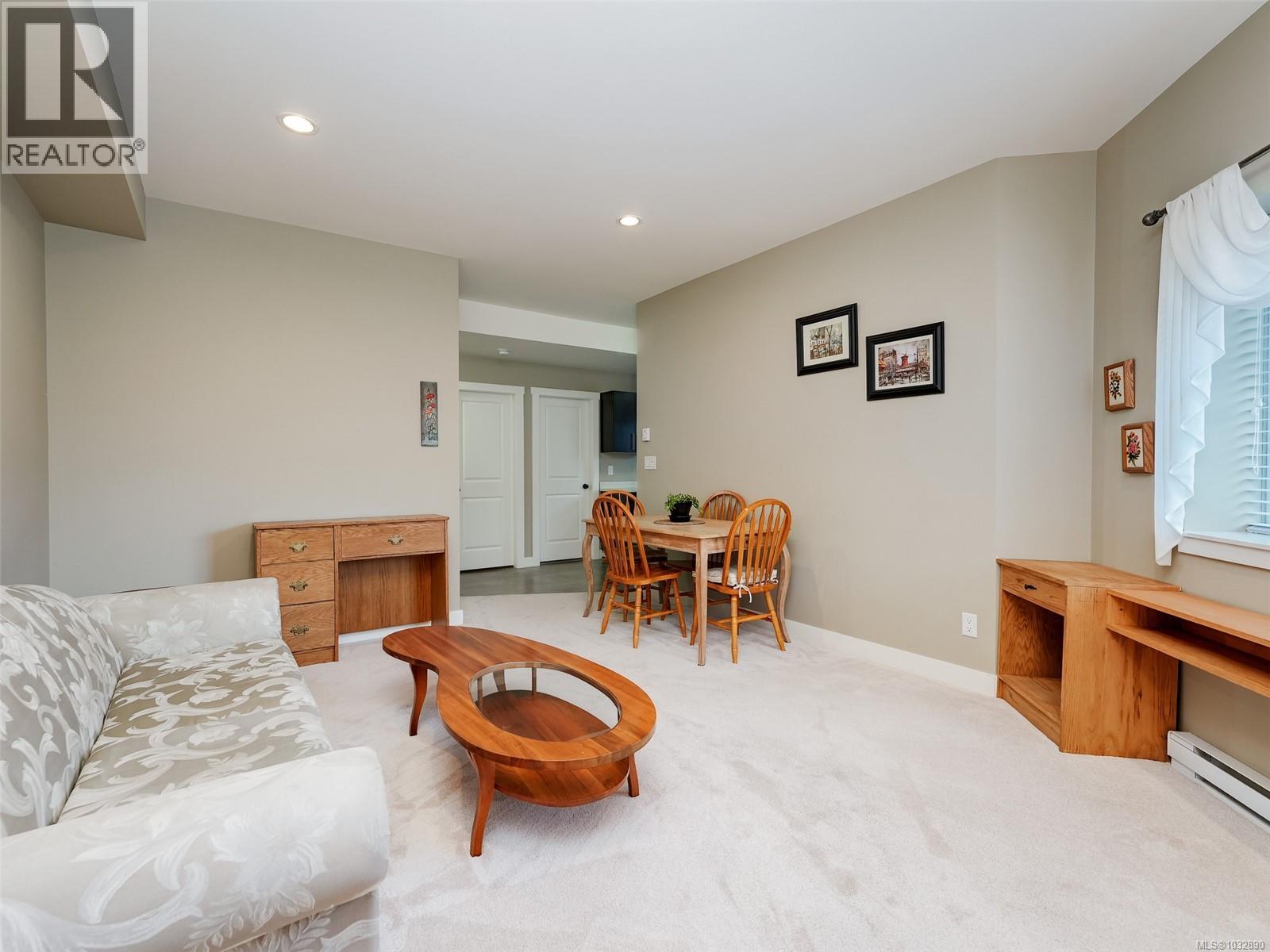  1236 Freshwater Crescent, Langford