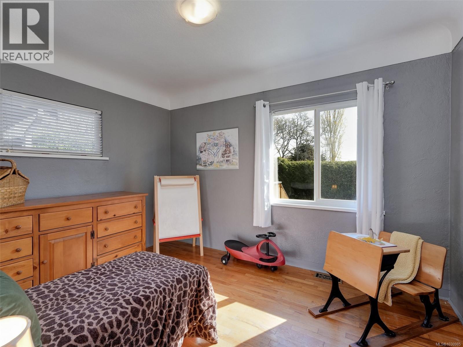  3615 Doncaster Drive, Saanich