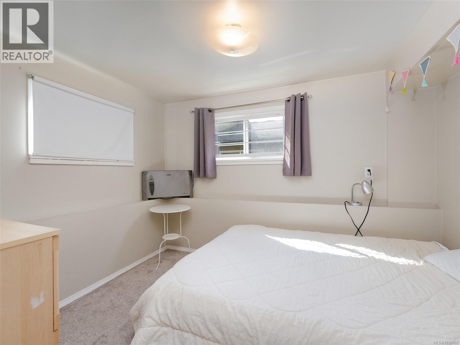  3615 Doncaster Drive, Saanich