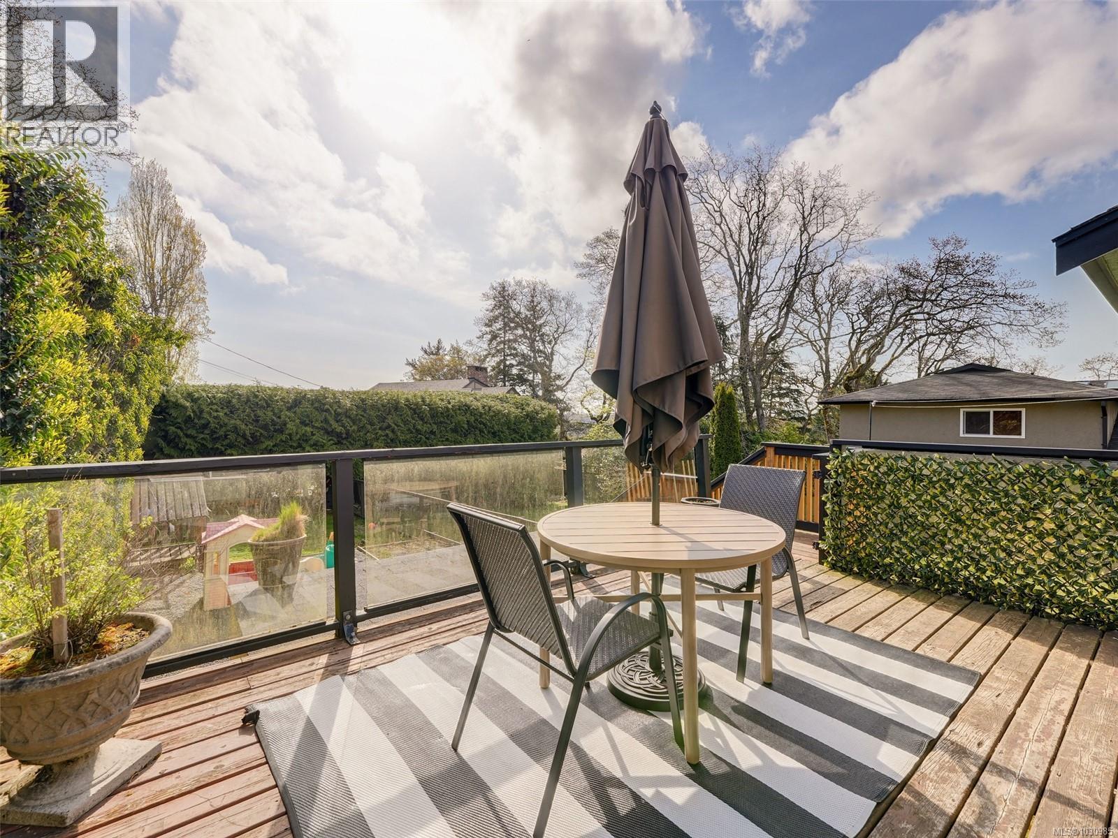  3615 Doncaster Drive, Saanich