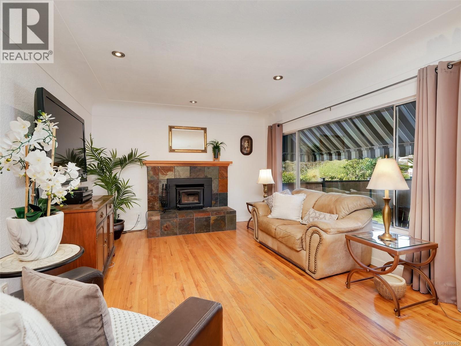  3615 Doncaster Drive, Saanich