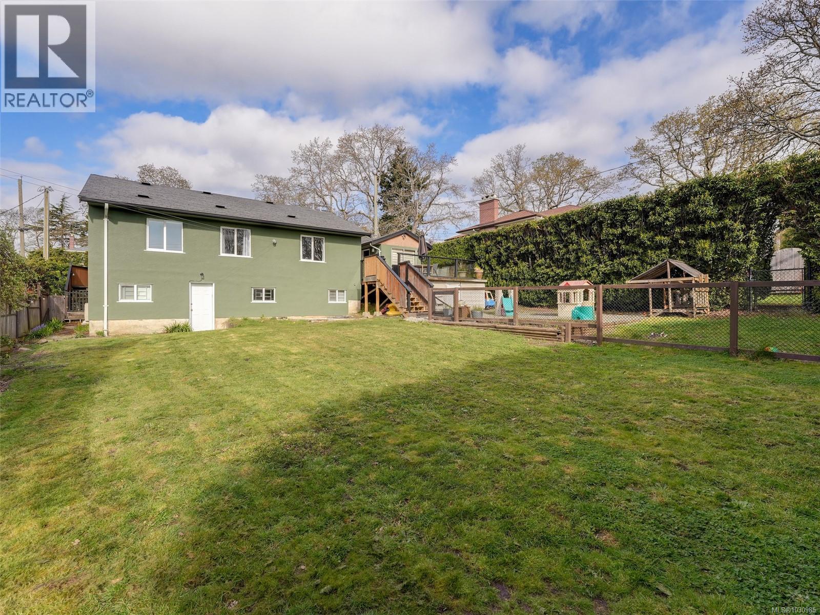  3615 Doncaster Drive, Saanich