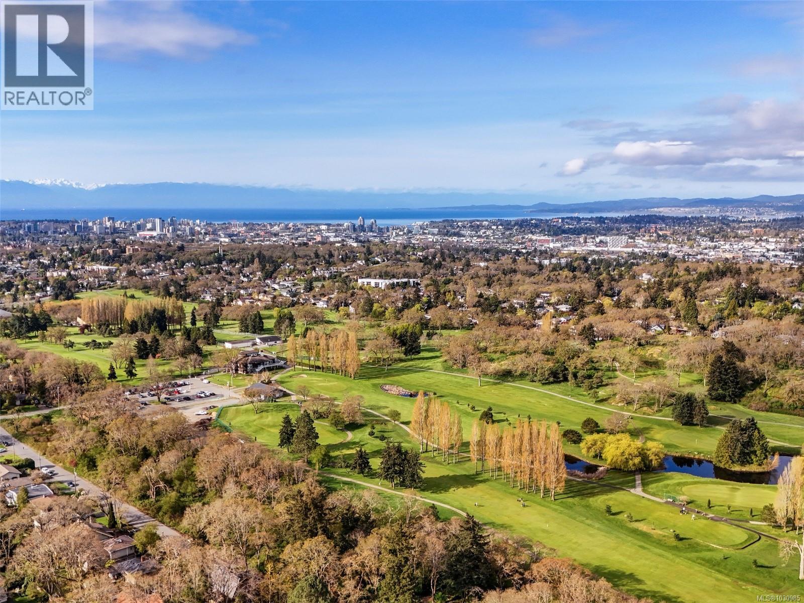  3615 Doncaster Drive, Saanich