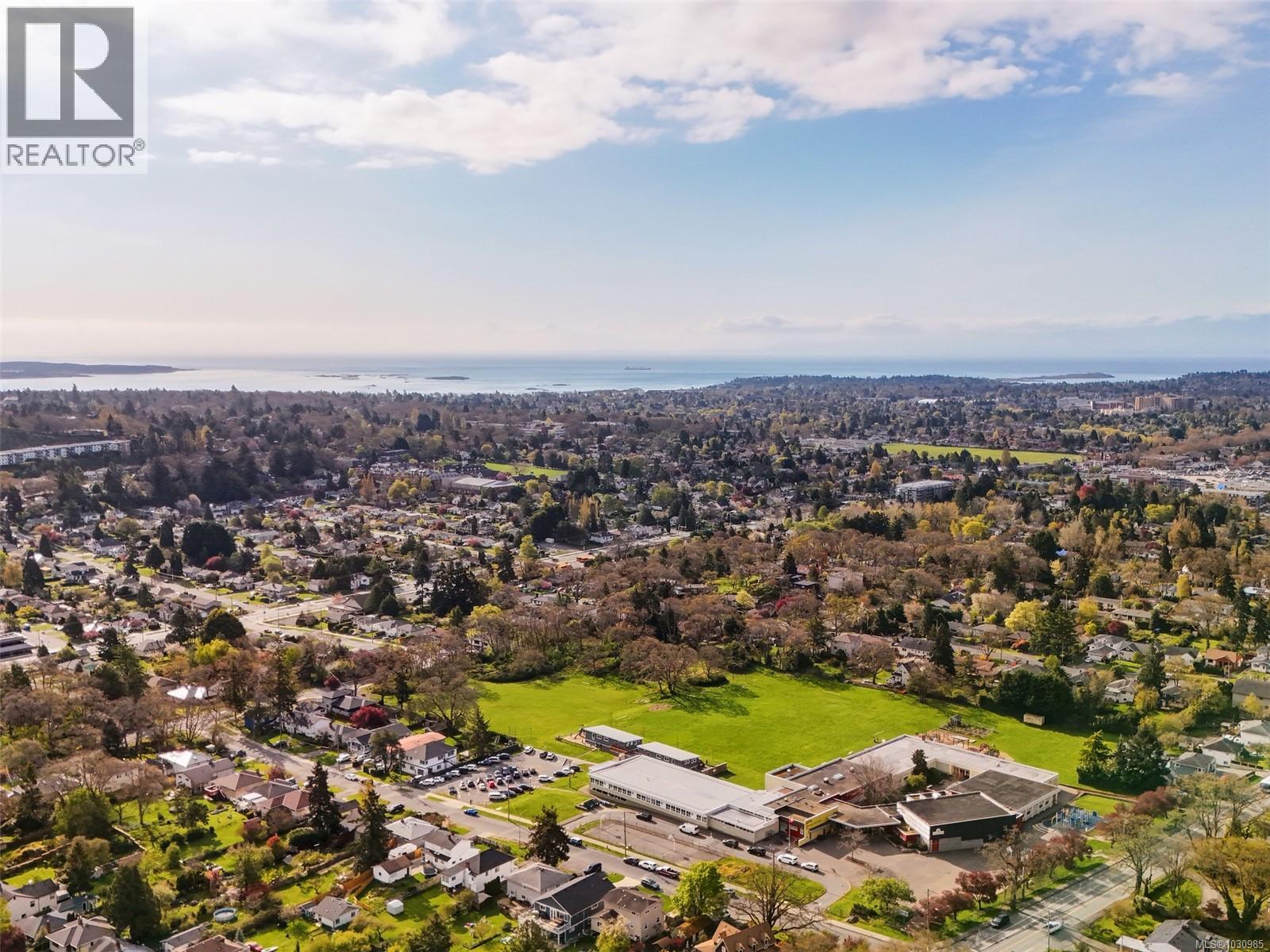  3615 Doncaster Drive, Saanich