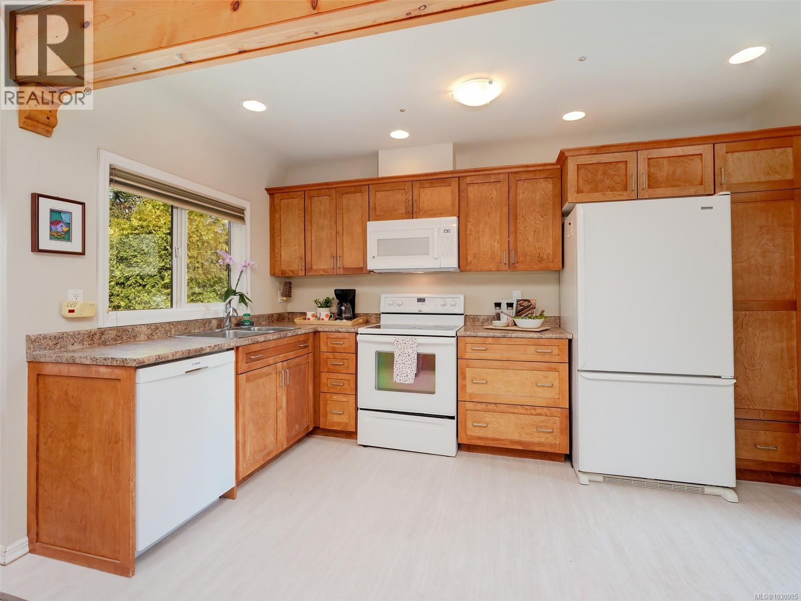  3615 Doncaster Drive, Saanich