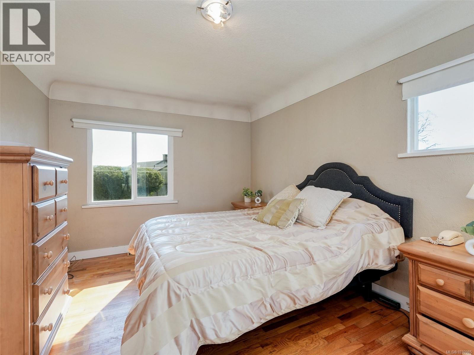  3615 Doncaster Drive, Saanich