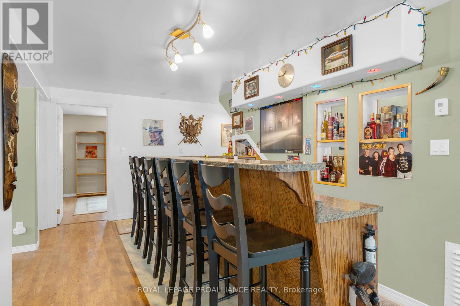 133 ONTARIO STREET - 22