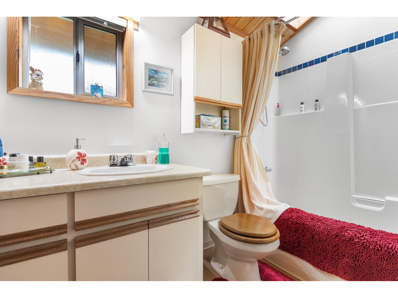 66611 KERELUK ROAD, Kawkawa Lake, Hope