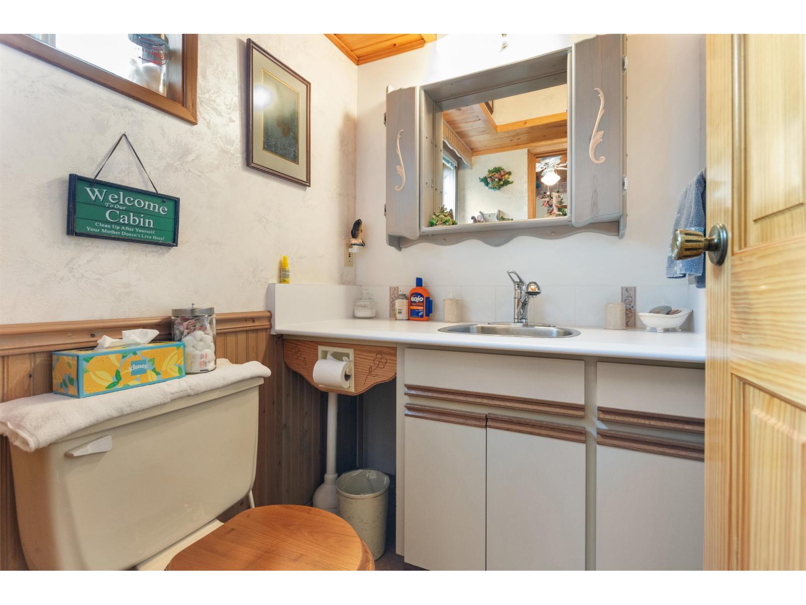 66611 KERELUK ROAD, Kawkawa Lake, Hope