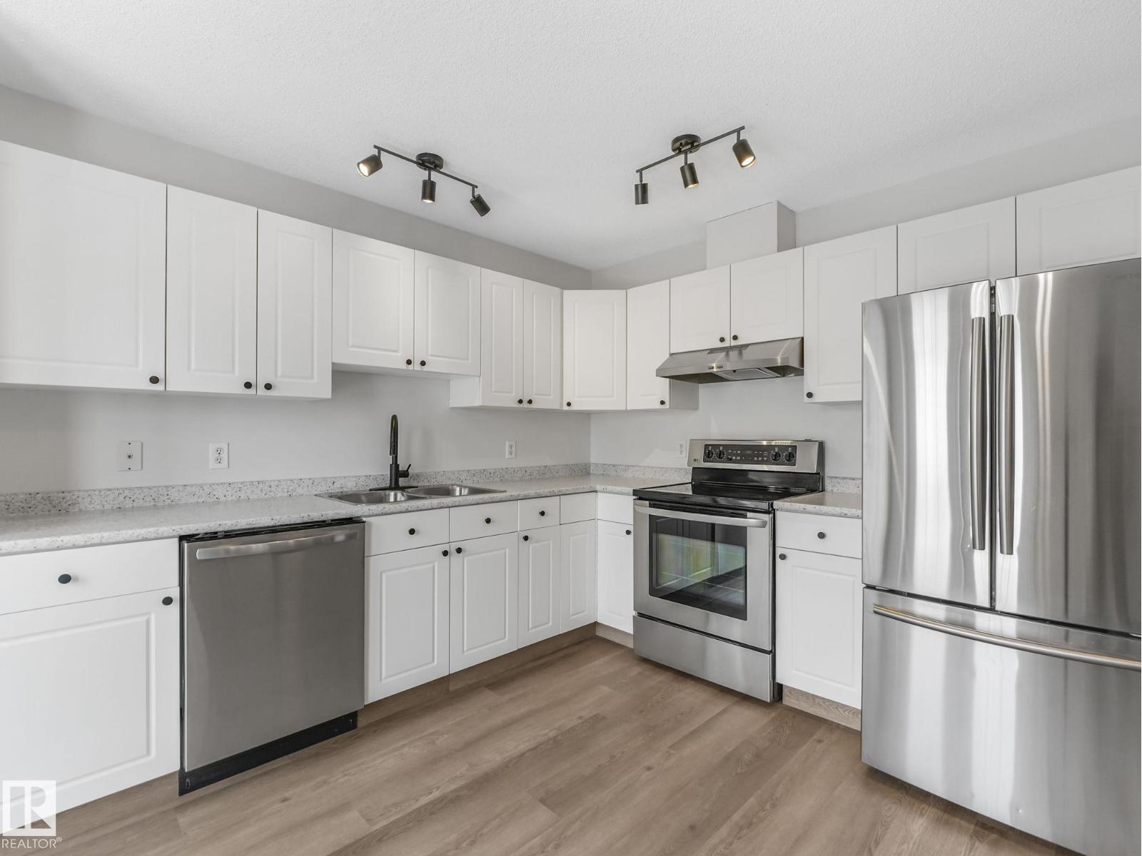 #14 15128 22 ST NW, Edmonton