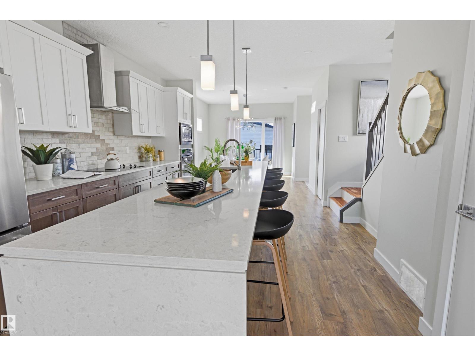 9928 151 ST NW NW - 8