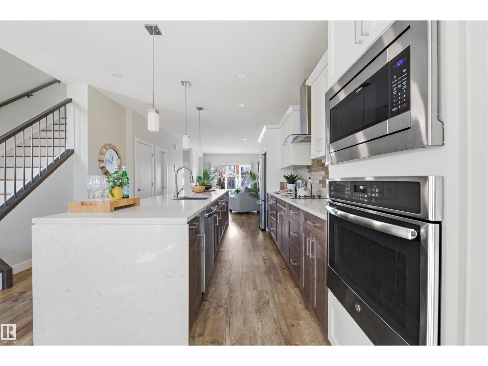 9928 151 ST NW NW - 12
