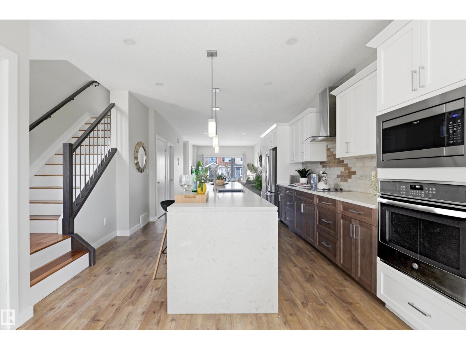 9928 151 ST NW NW - 15